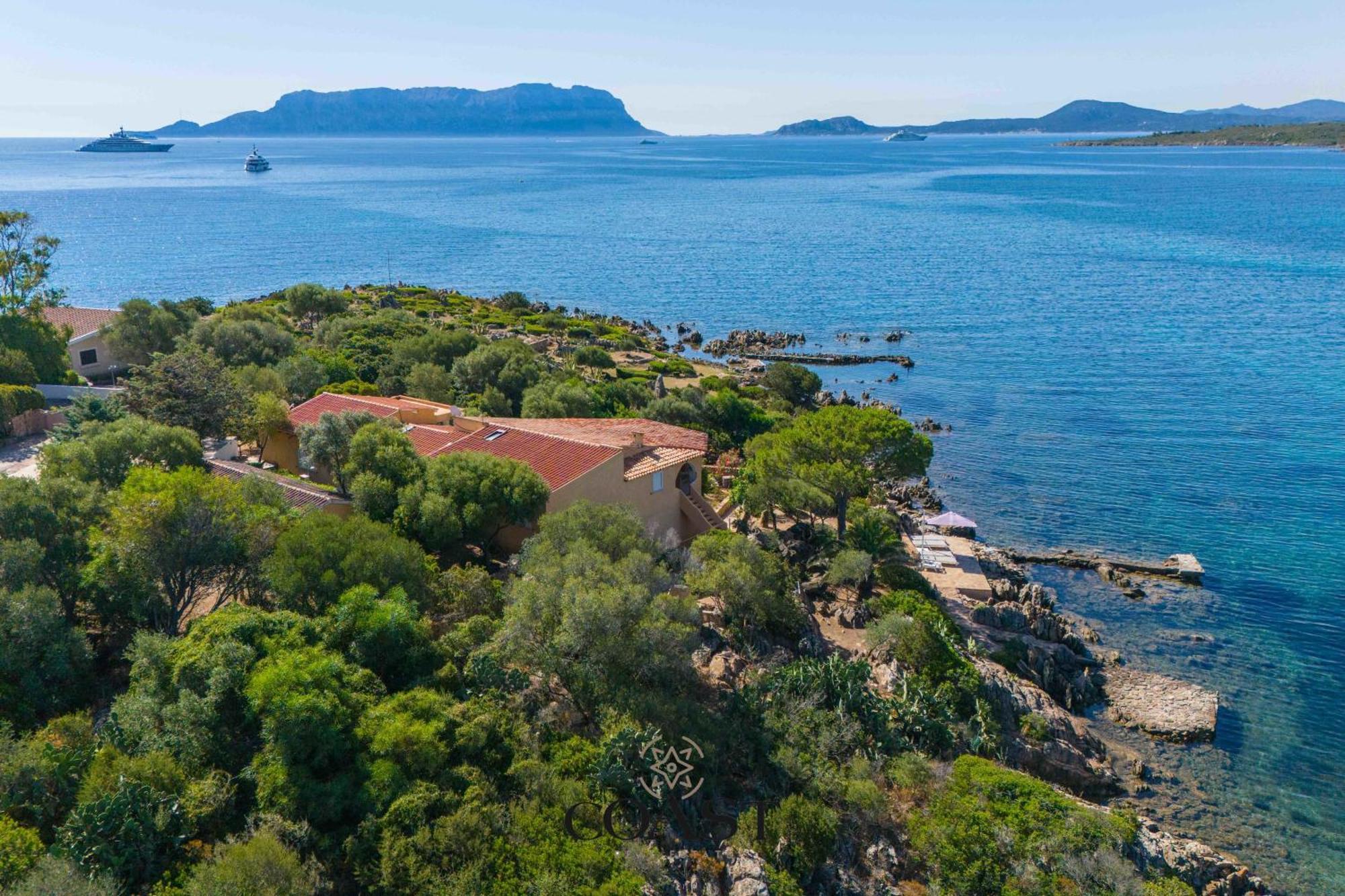 Cala Sassari Pieds Dans Leau Villa Golfo Aranci Exterior photo